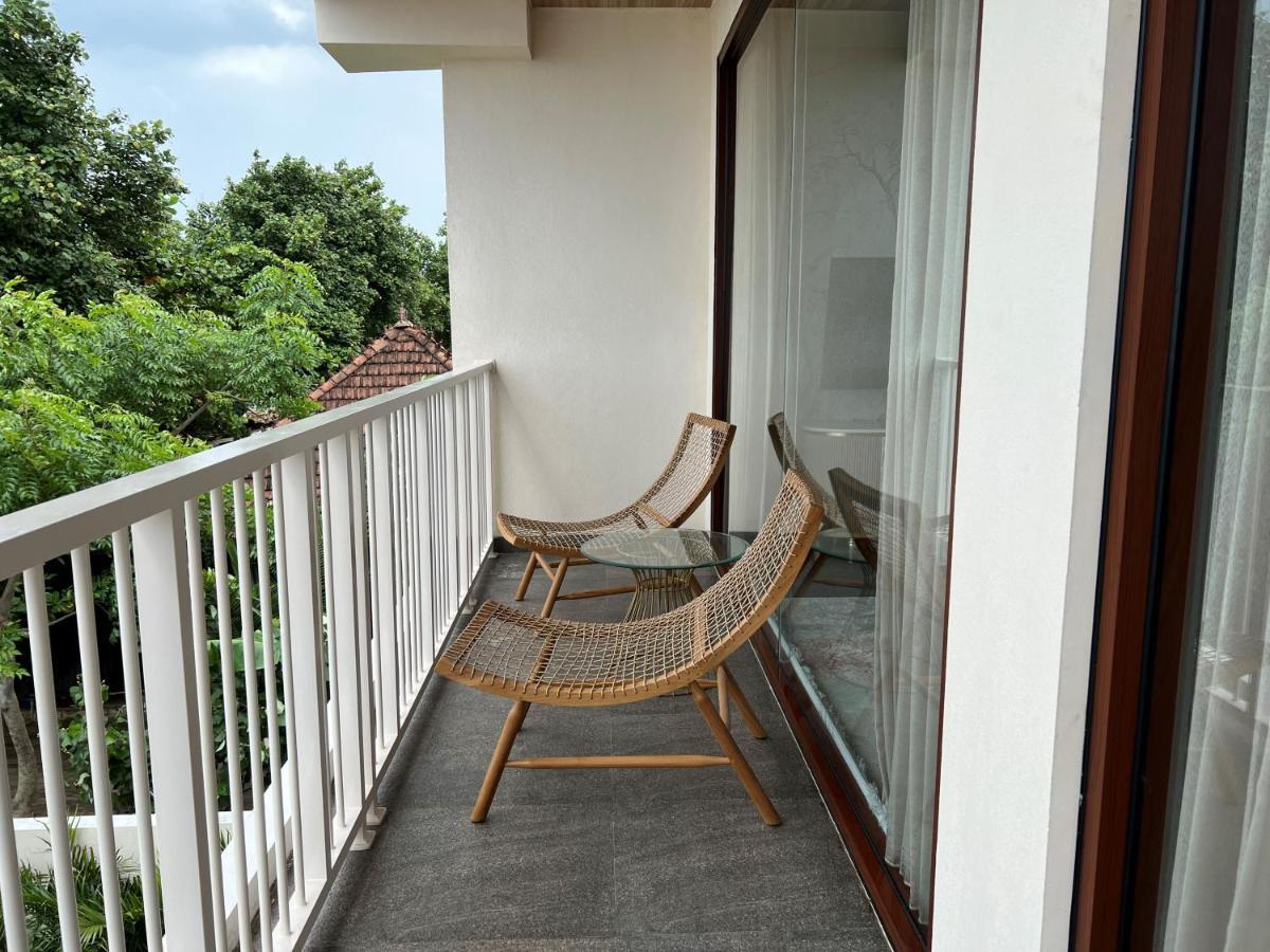 Tabebuya Resto & Resort Kesembu ภายนอก รูปภาพ